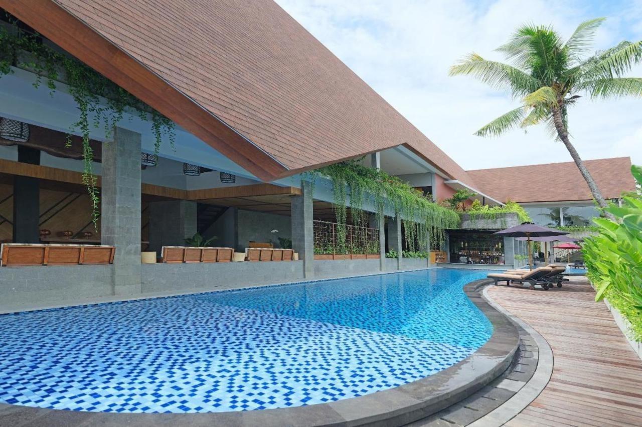 Kayumas Seminyak Resort Exterior foto
